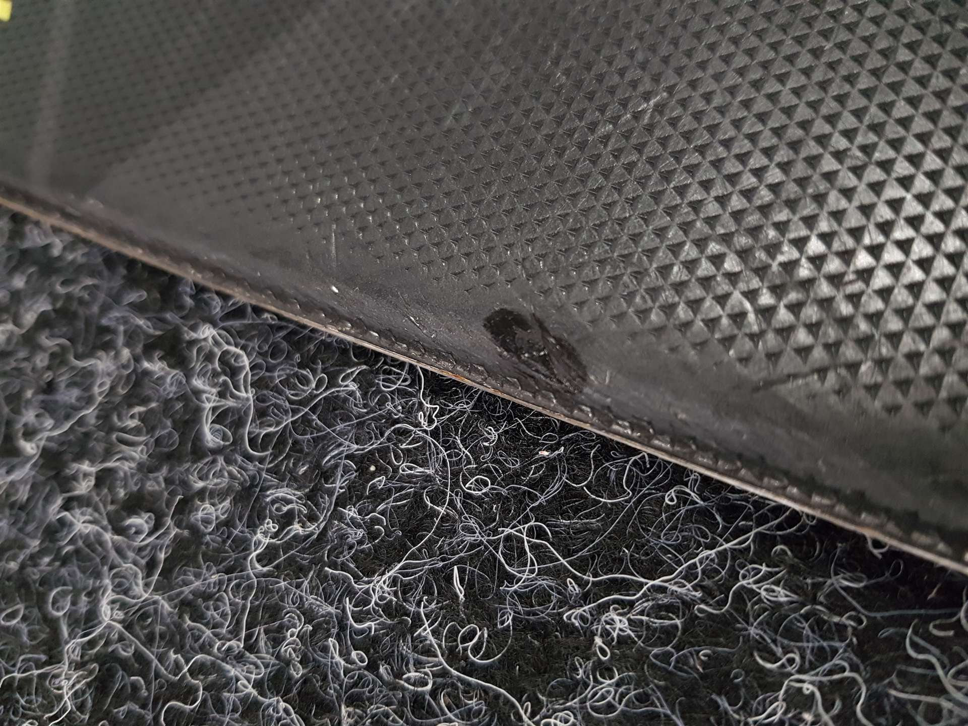 Použité detské lyže FISCHER RC4 Race JR + viazanie Fischer FJ 4.5