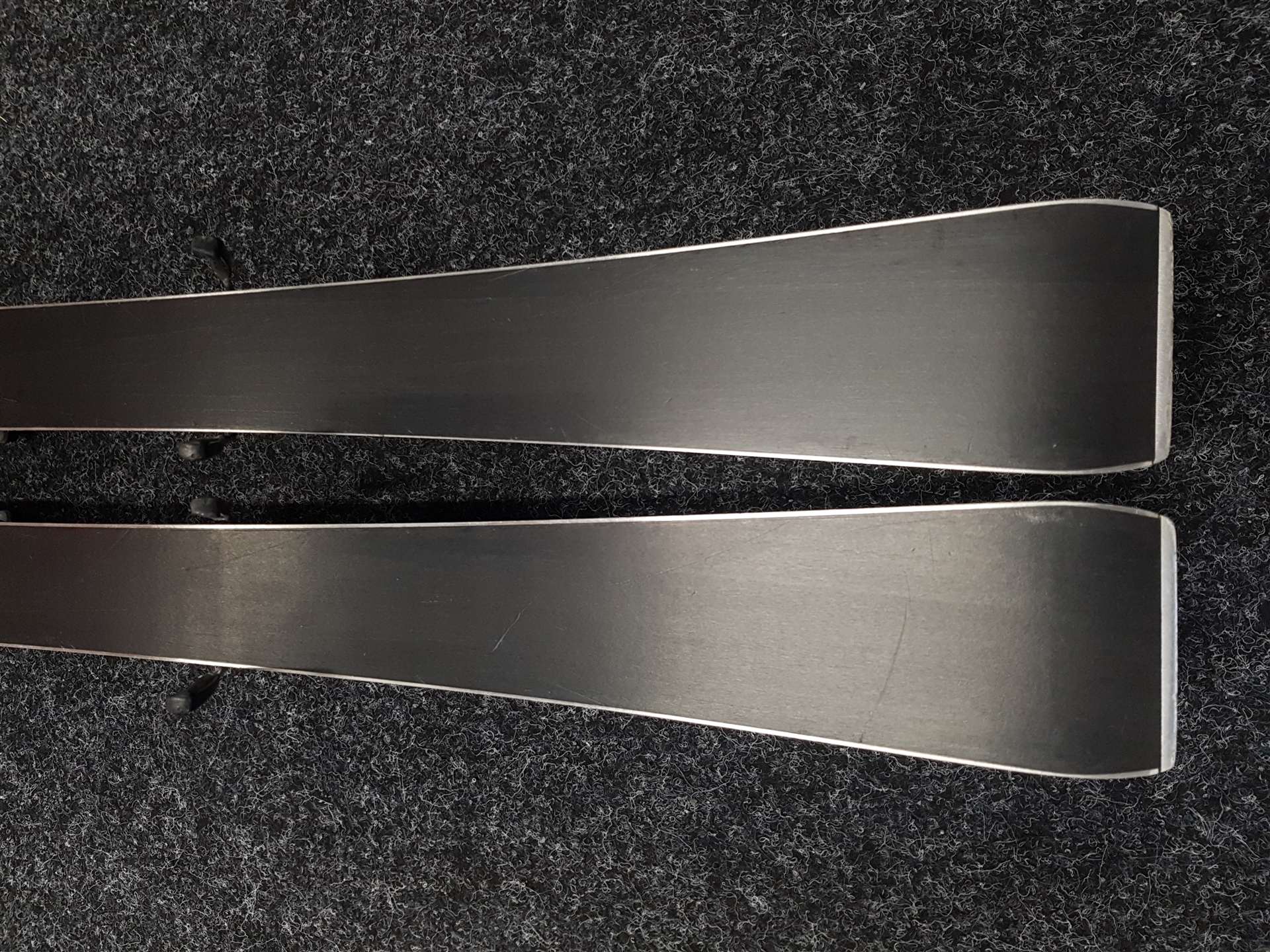 Sci da sci usati per bambini ROSSIGNOL Radical + attacchi B2Y5 4.5