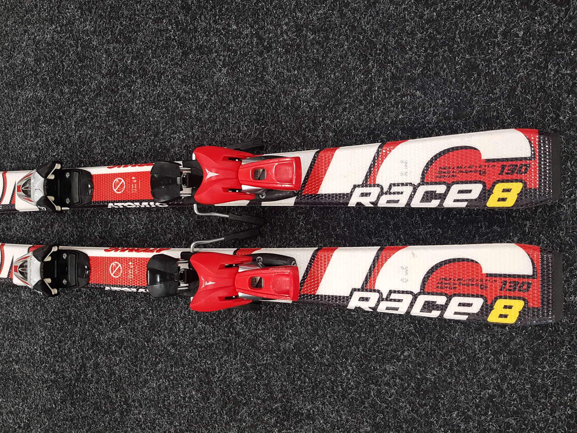 Rabljene dječje skije ATOMIC Race 8 + vezovi Atomic Evox 7