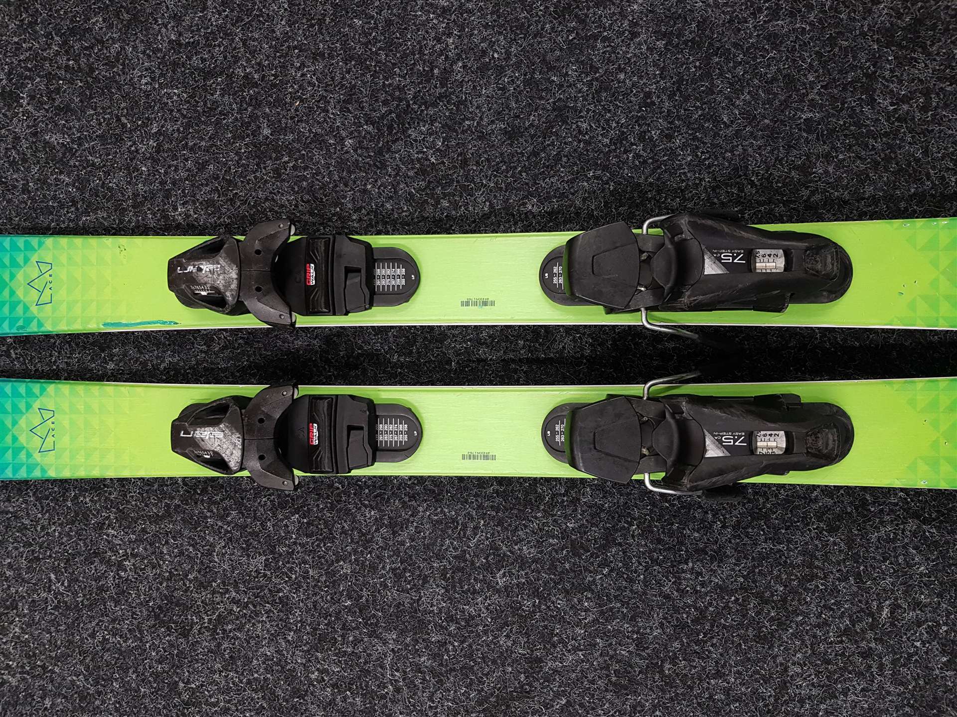 Schiuri folosite ELAN Ace RC 140 + legături Elan ES 7.5
