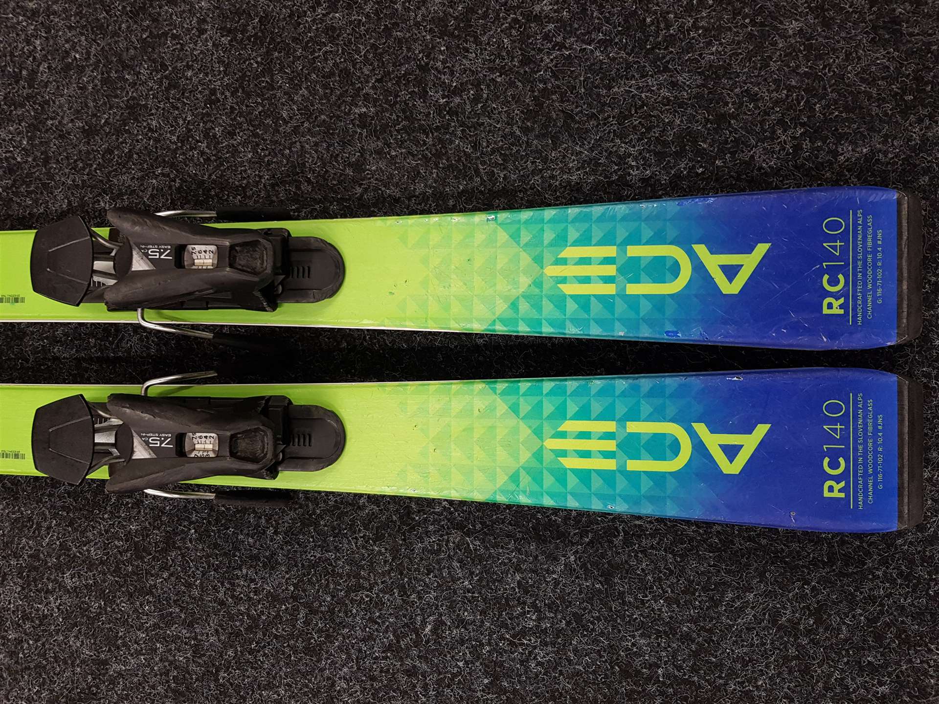 Schiuri folosite ELAN Ace RC 140 + legături Elan ES 7.5