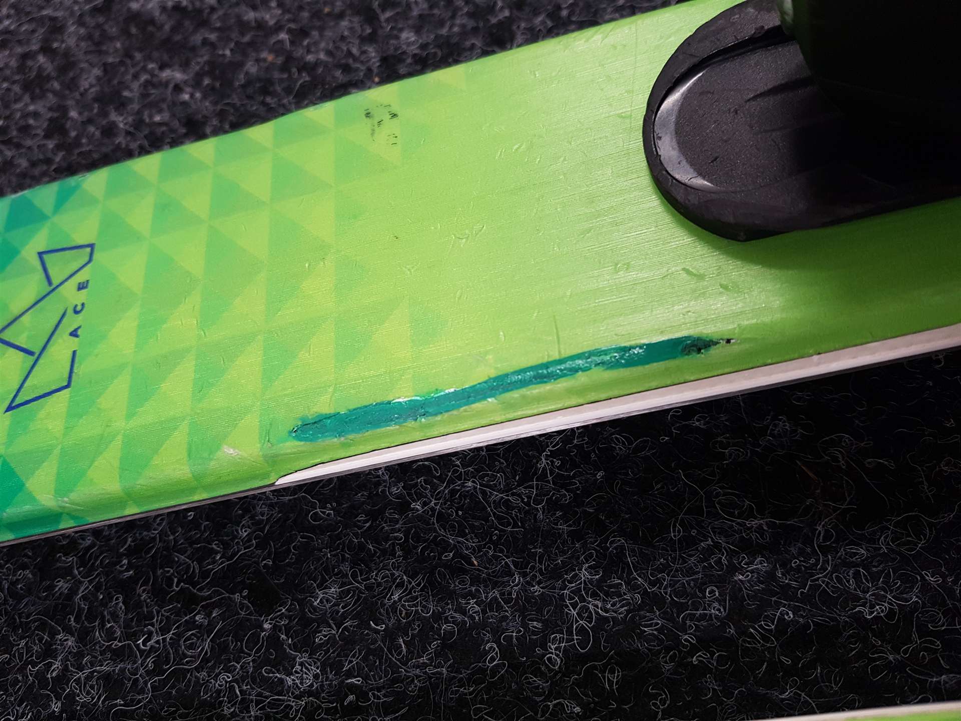 Schiuri folosite ELAN Ace RC 140 + legături Elan ES 7.5