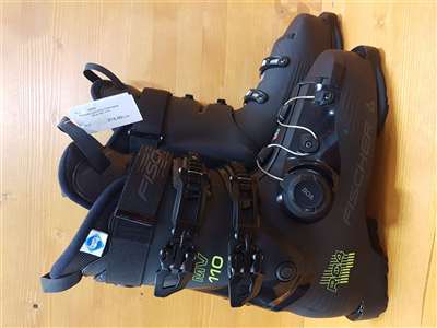 Używane buty narciarskie FISCHER RC4 MV 110