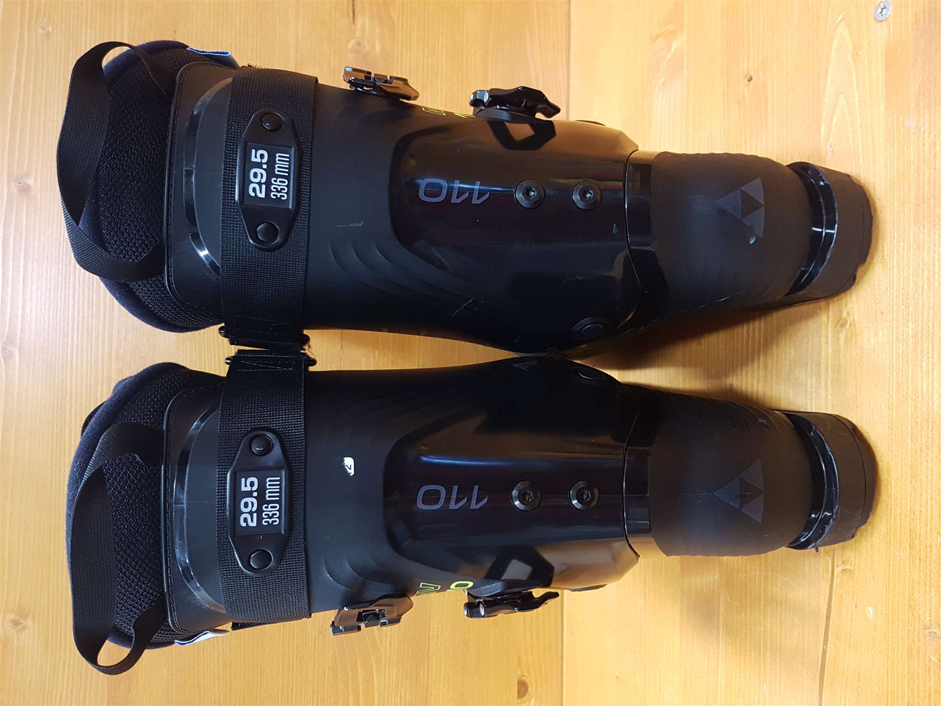 Używane buty narciarskie FISCHER RC4 MV 110