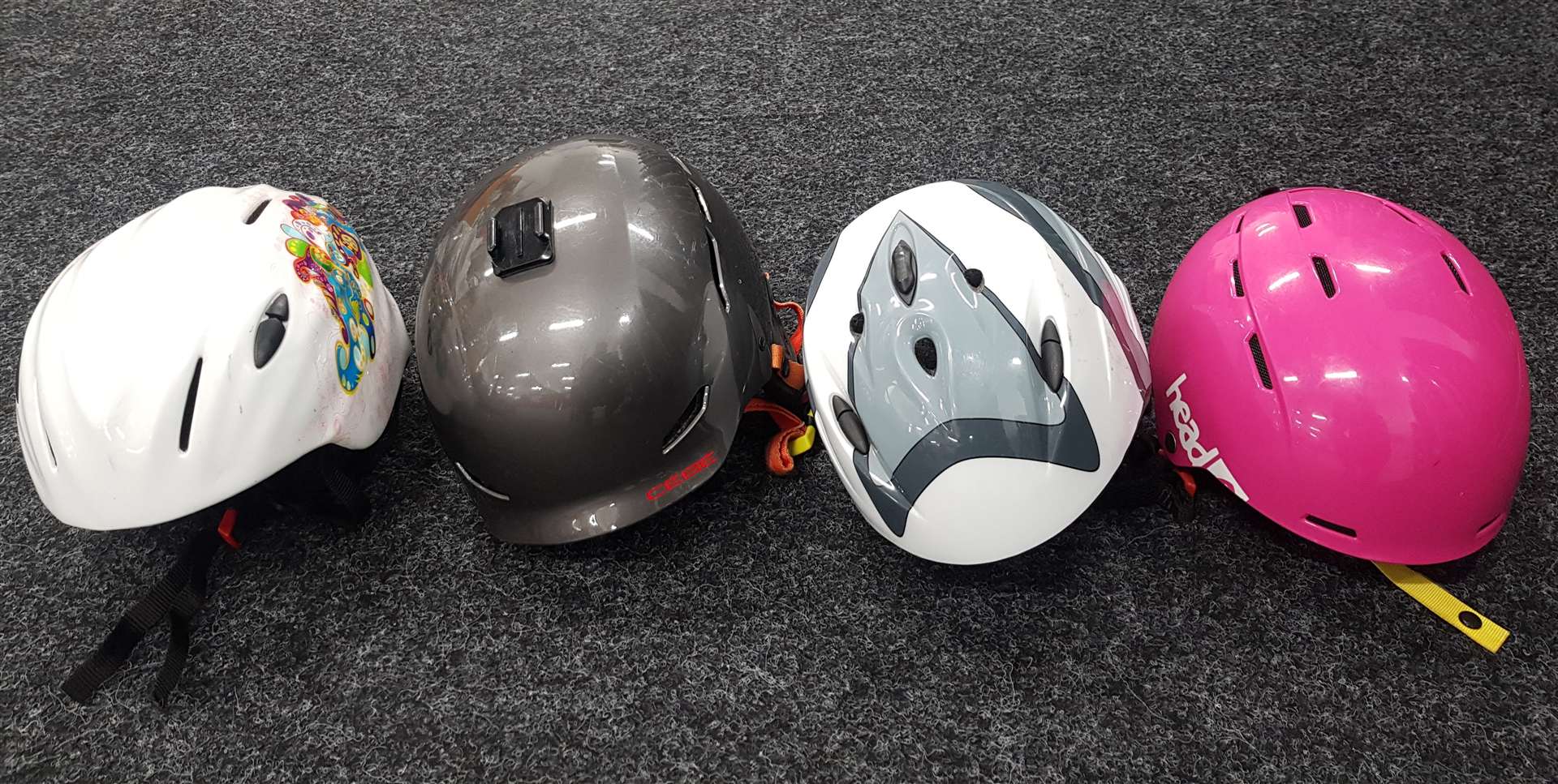 Gebrauchte Helme, gemischt, 16 Stück (XS-XL)