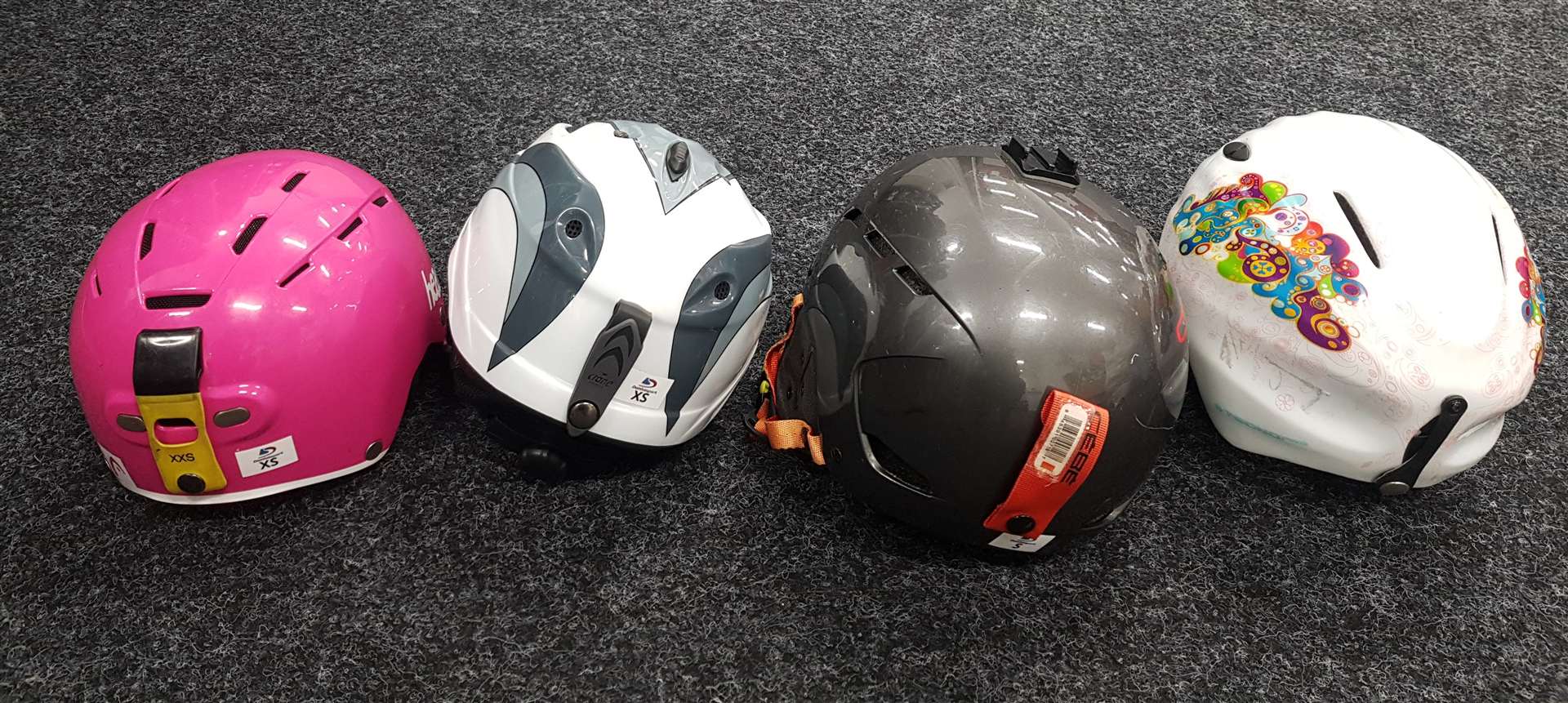 Gebrauchte Helme, gemischt, 16 Stück (XS-XL)