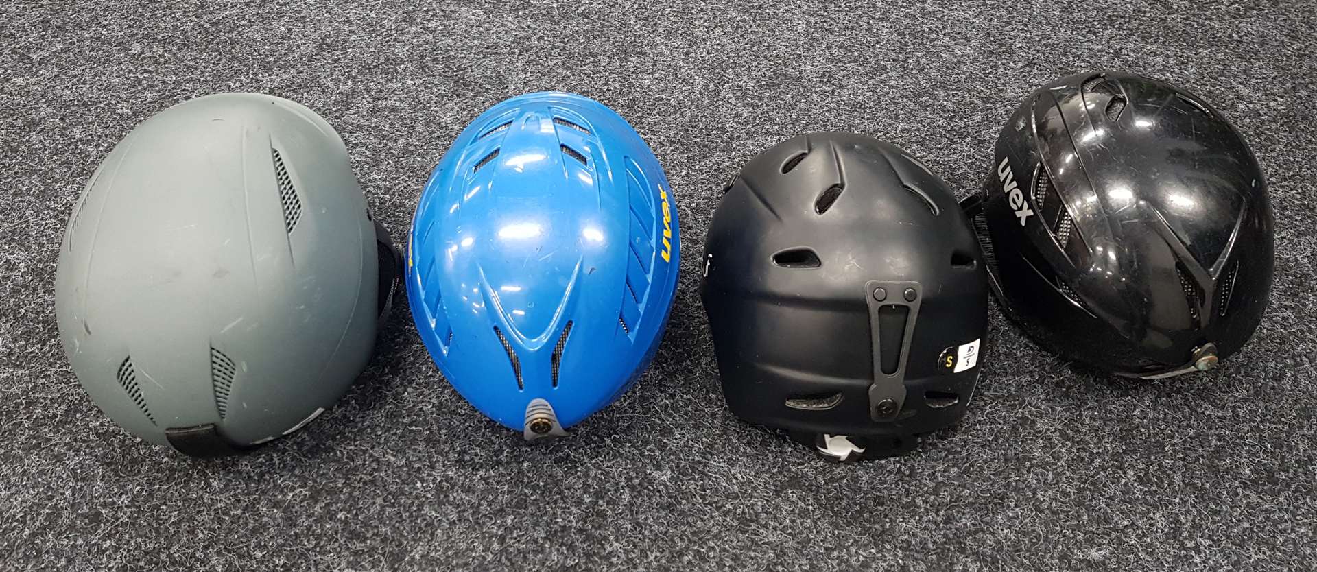 Gebrauchte Helme, gemischt, 16 Stück (XS-XL)