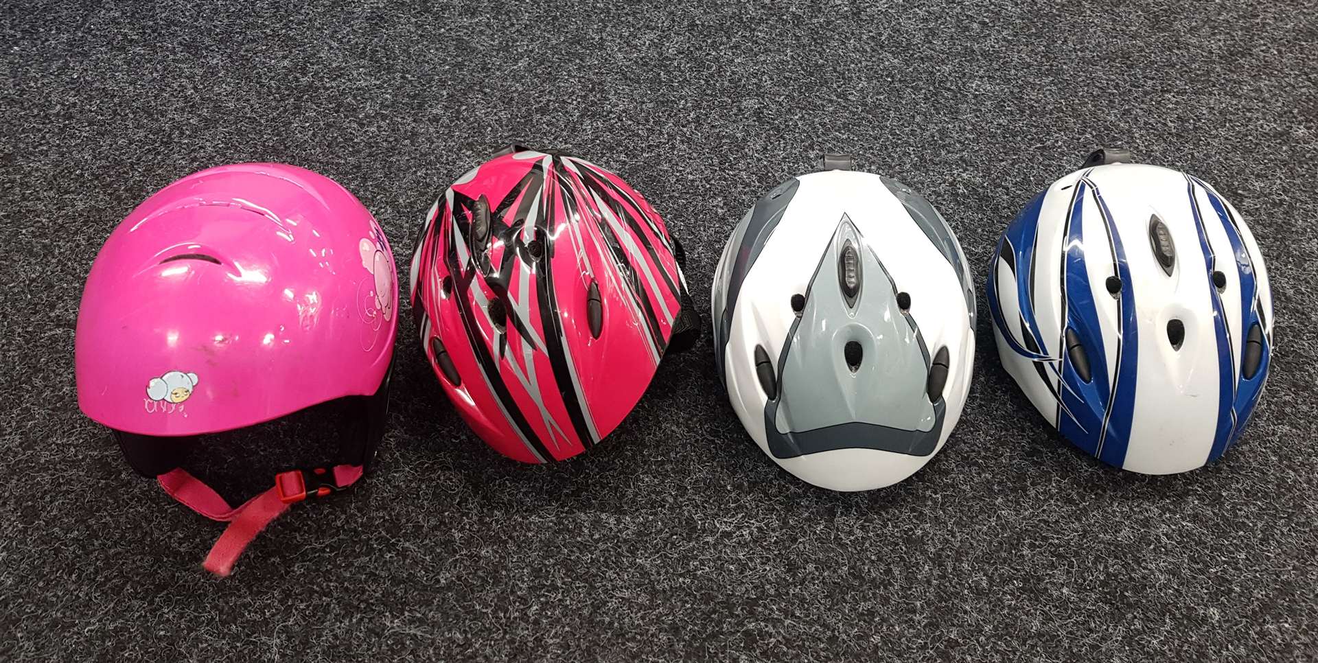 Gebrauchte Helme, gemischt, 16 Stück (XS-XL)