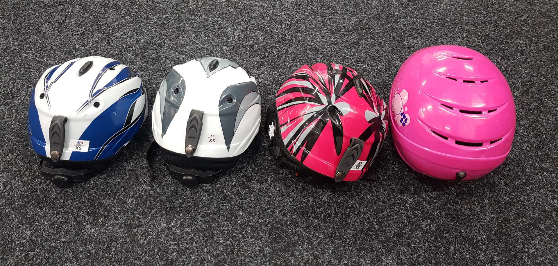 Gebrauchte Helme, gemischt, 16 Stück (XS-XL)