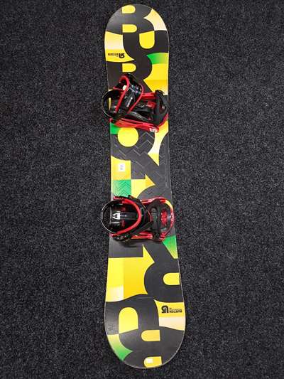 Snowboard BURTON Progression d'occasion + fixations Burton taille M