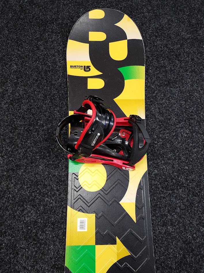 Použitý snowboard BURTON Progression + vázání Burton velikost M