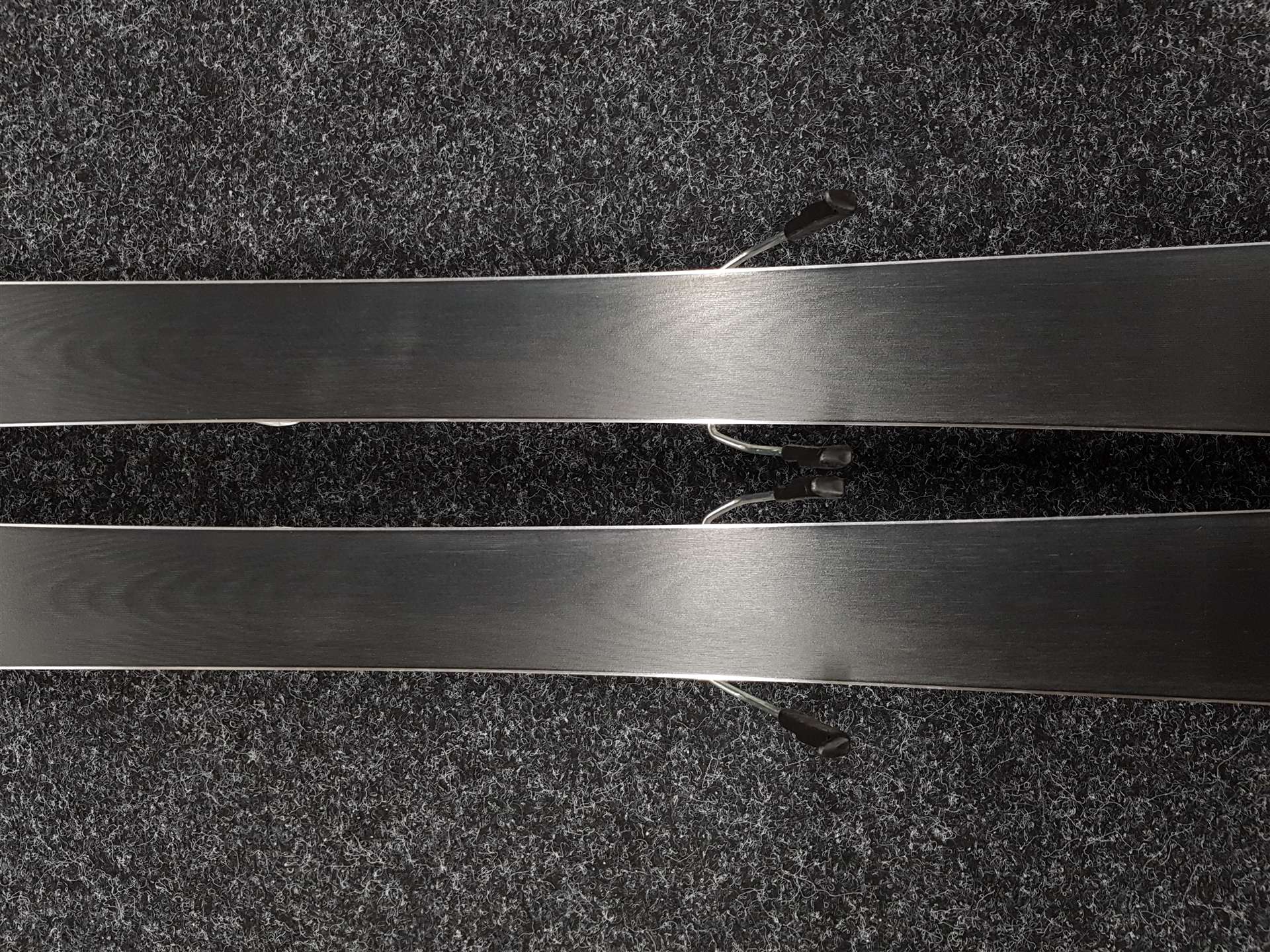 Gebrauchte ROSSIGNOL Nova 2 Ski + Look Xpress 10 Bindungen