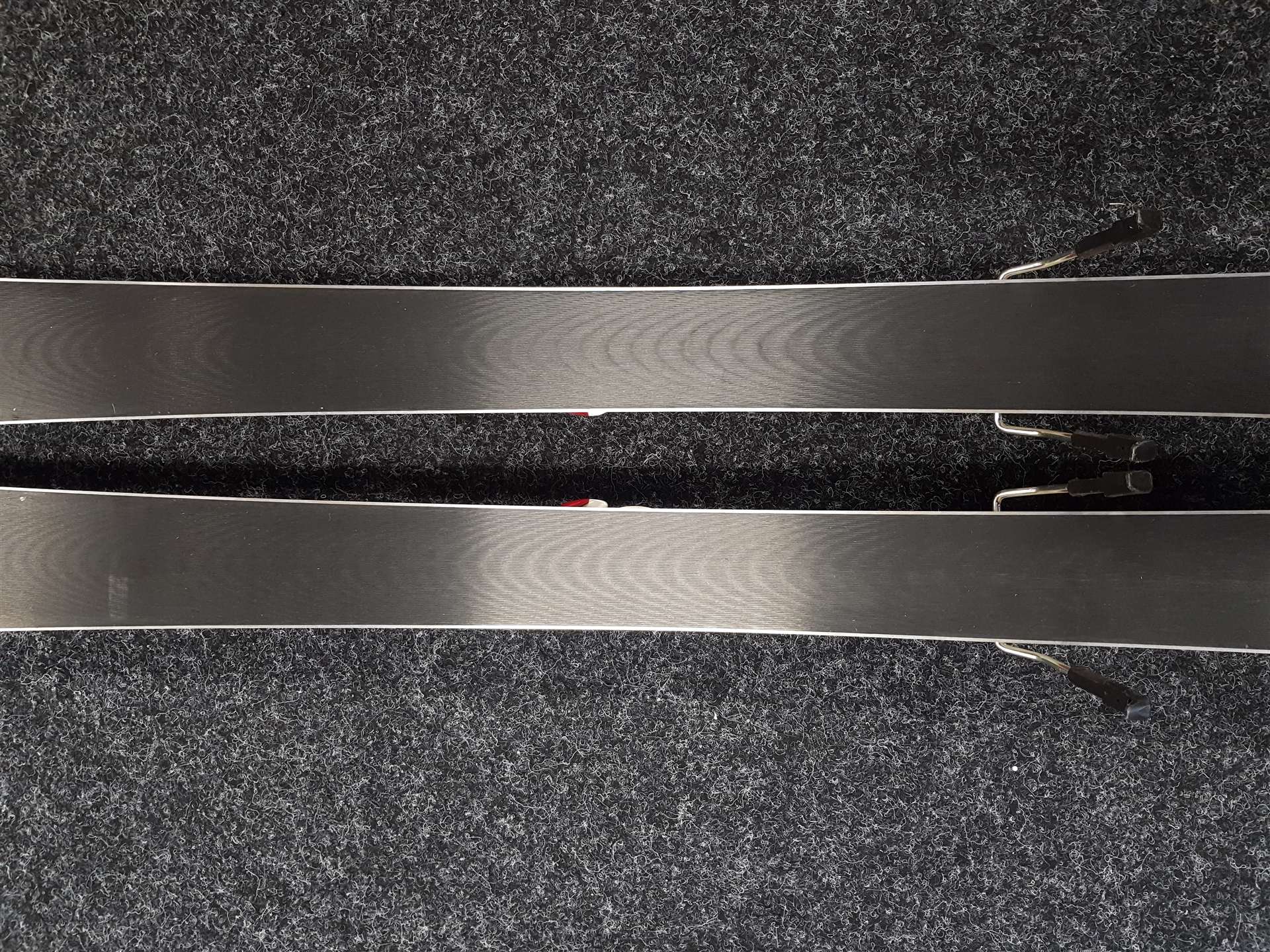 Gebrauchte ROSSIGNOL Passion Ski + Rossignol 10 Bindungen