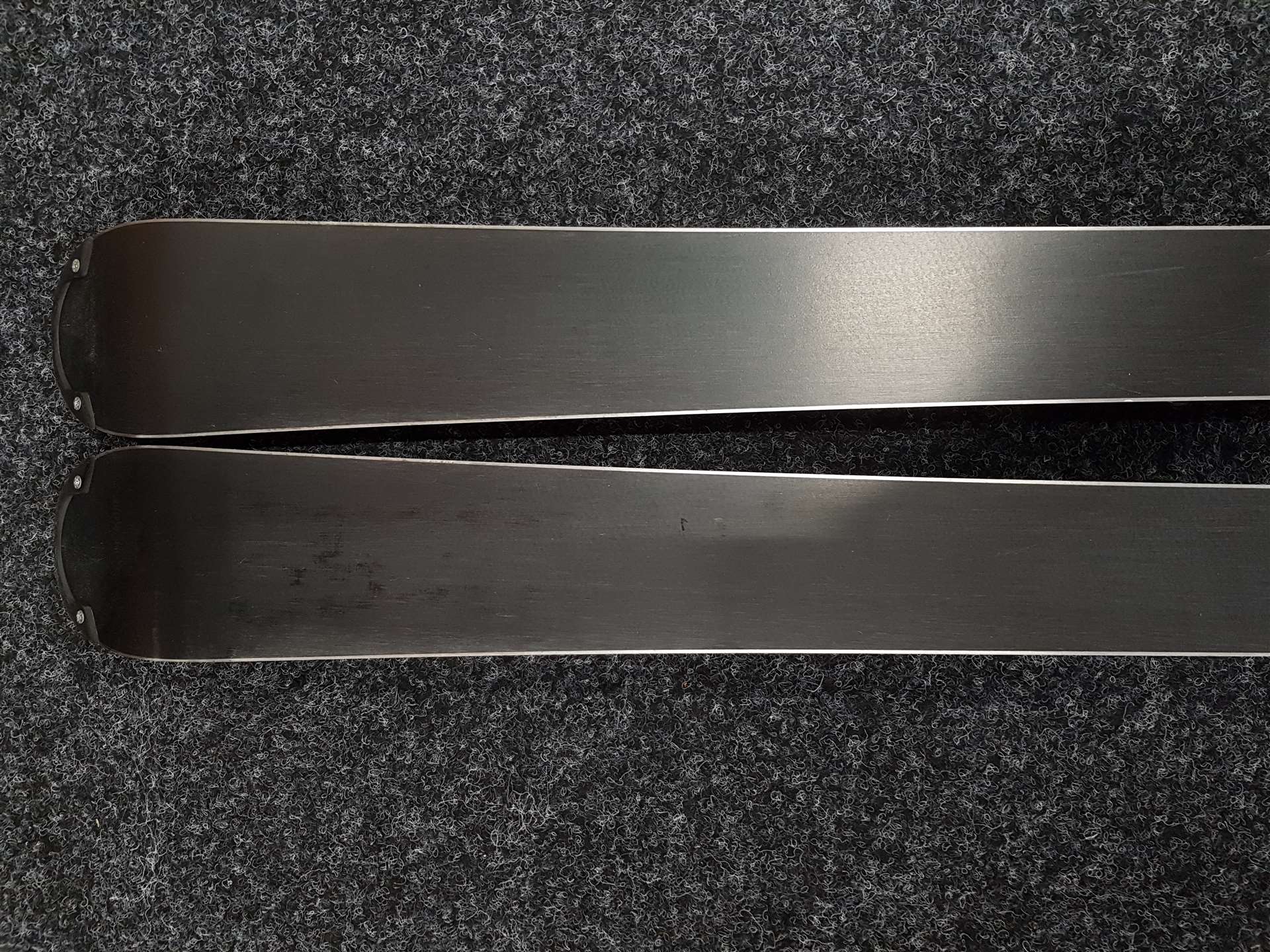 Použité lyže VOLKL Racetiger GS  + viazanie Marker 4,5