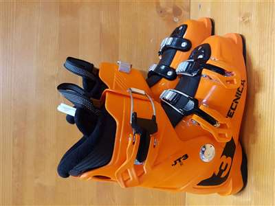 Použité lyžiarky TECNICA JT3 R
