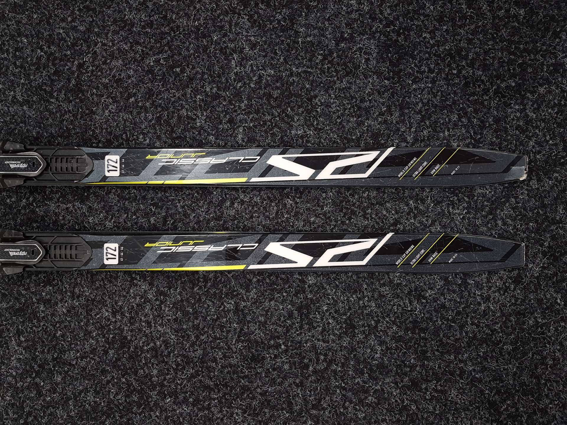 Esquís de fondo SPORTEN RS Classic Junior usados + fijaciones NNN Rottefella