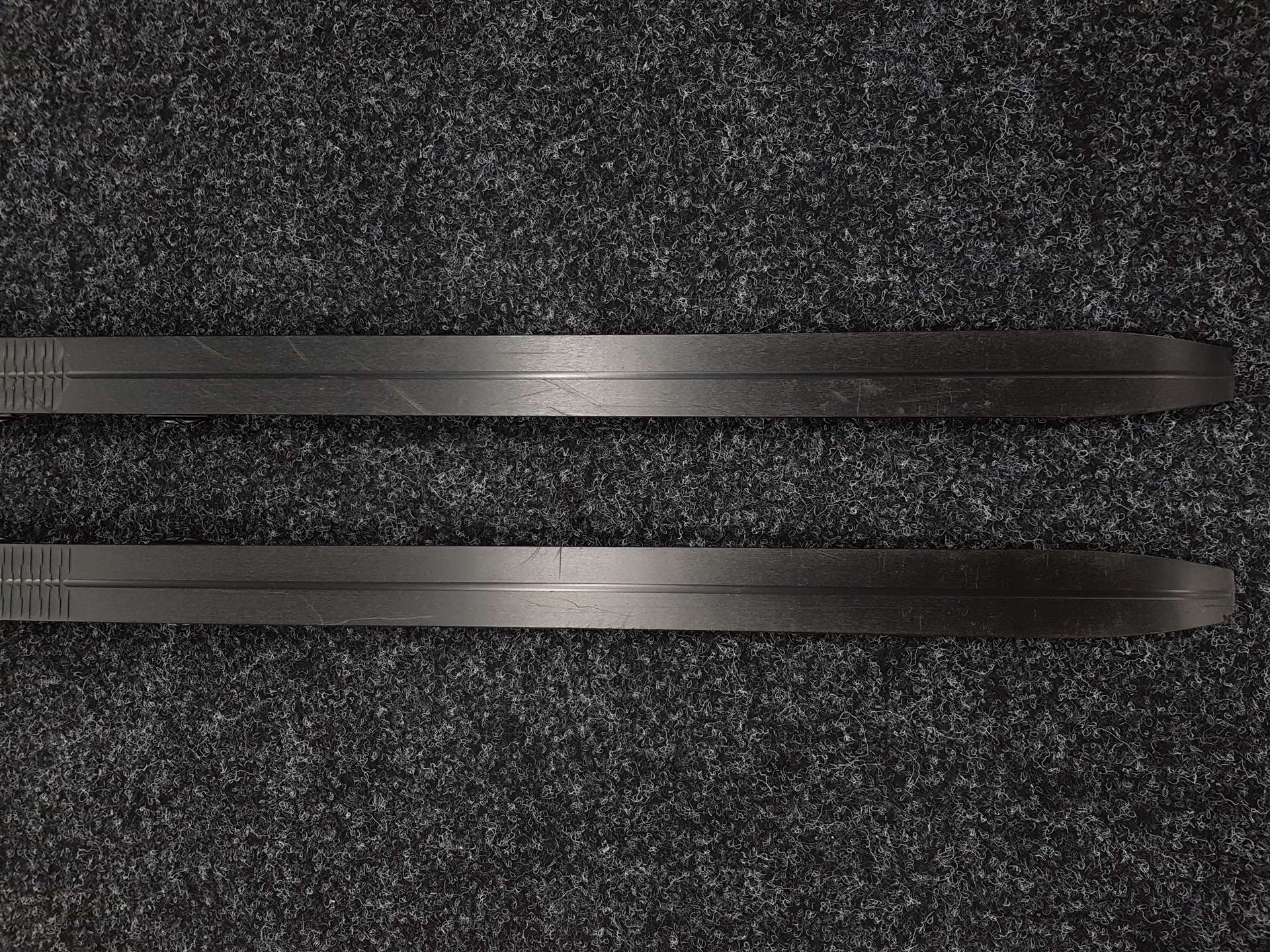 Esquís de fondo SPORTEN RS Classic Junior usados + fijaciones NNN Rottefella