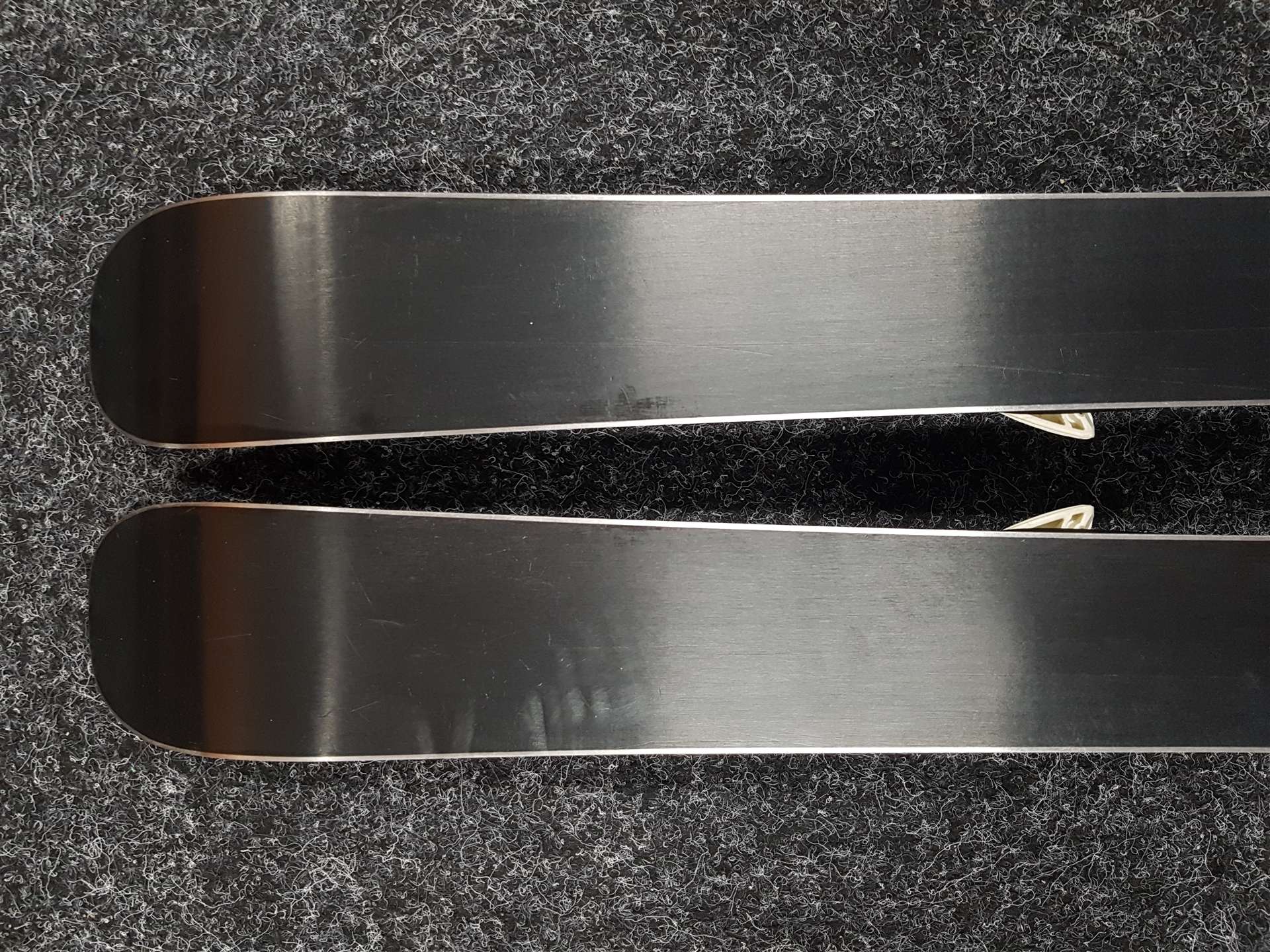 Použité detské lyže ATOMIC VANTAGE SERIES JUNIOR  + viazanie EZYTRAK 4,5