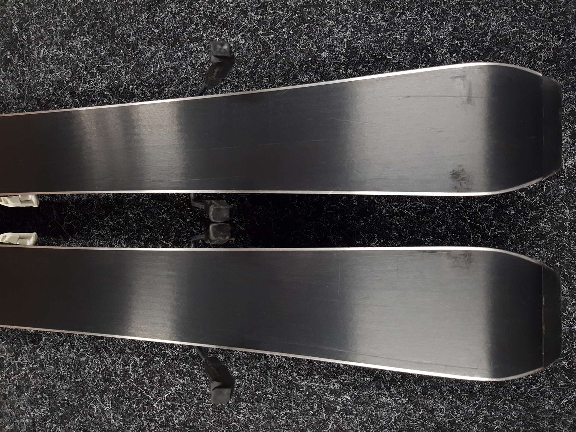 Použité detské lyže ATOMIC VANTAGE SERIES JUNIOR  + viazanie EZYTRAK 4,5