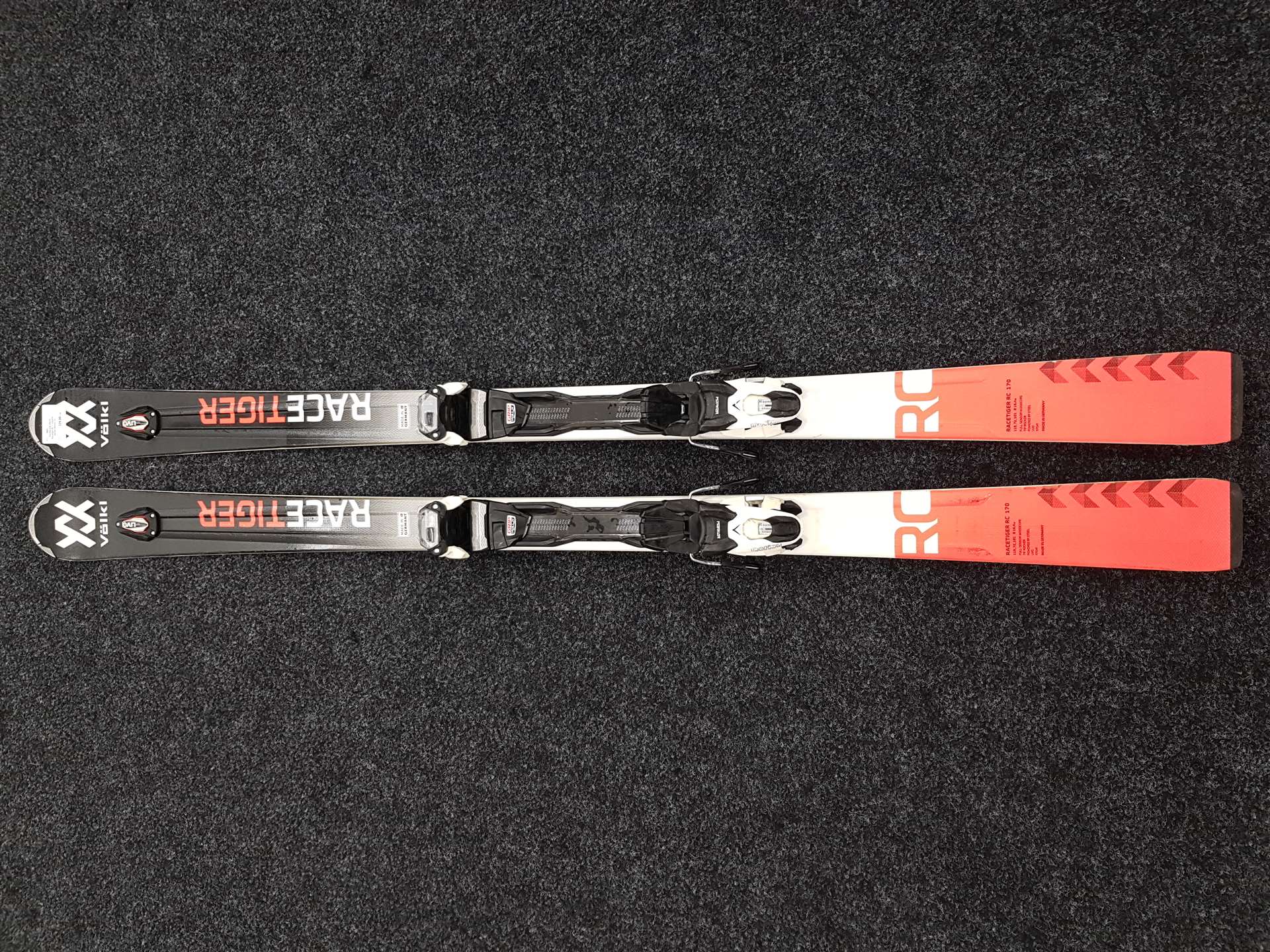 Použité lyže VOLKL Racetiger RC + vázání Marker Motion 10