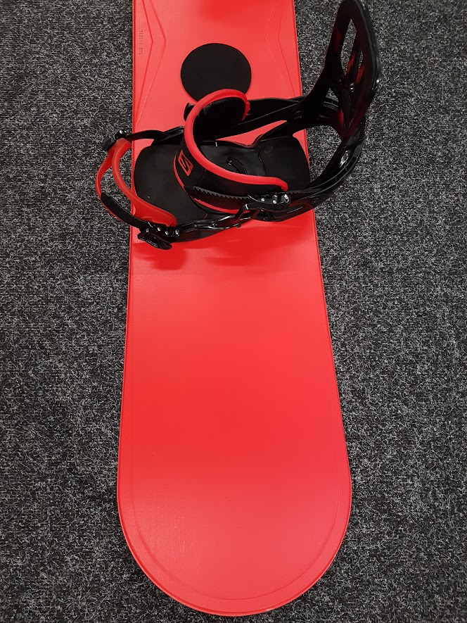 Bazarový snowboard Nidus + vázání Salomon velikost M