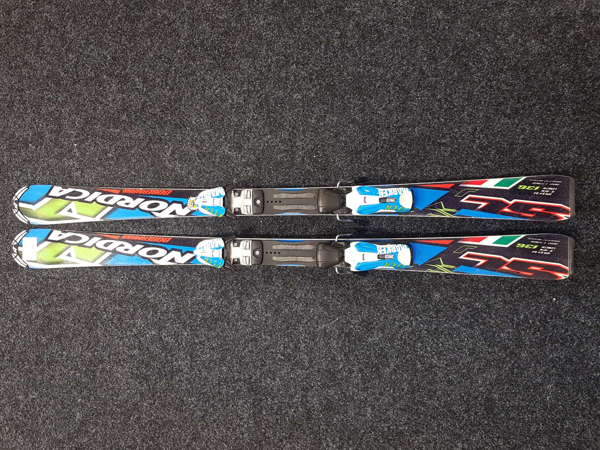 Schiuri NORDICA Dobermann second hand + legături Marker 10