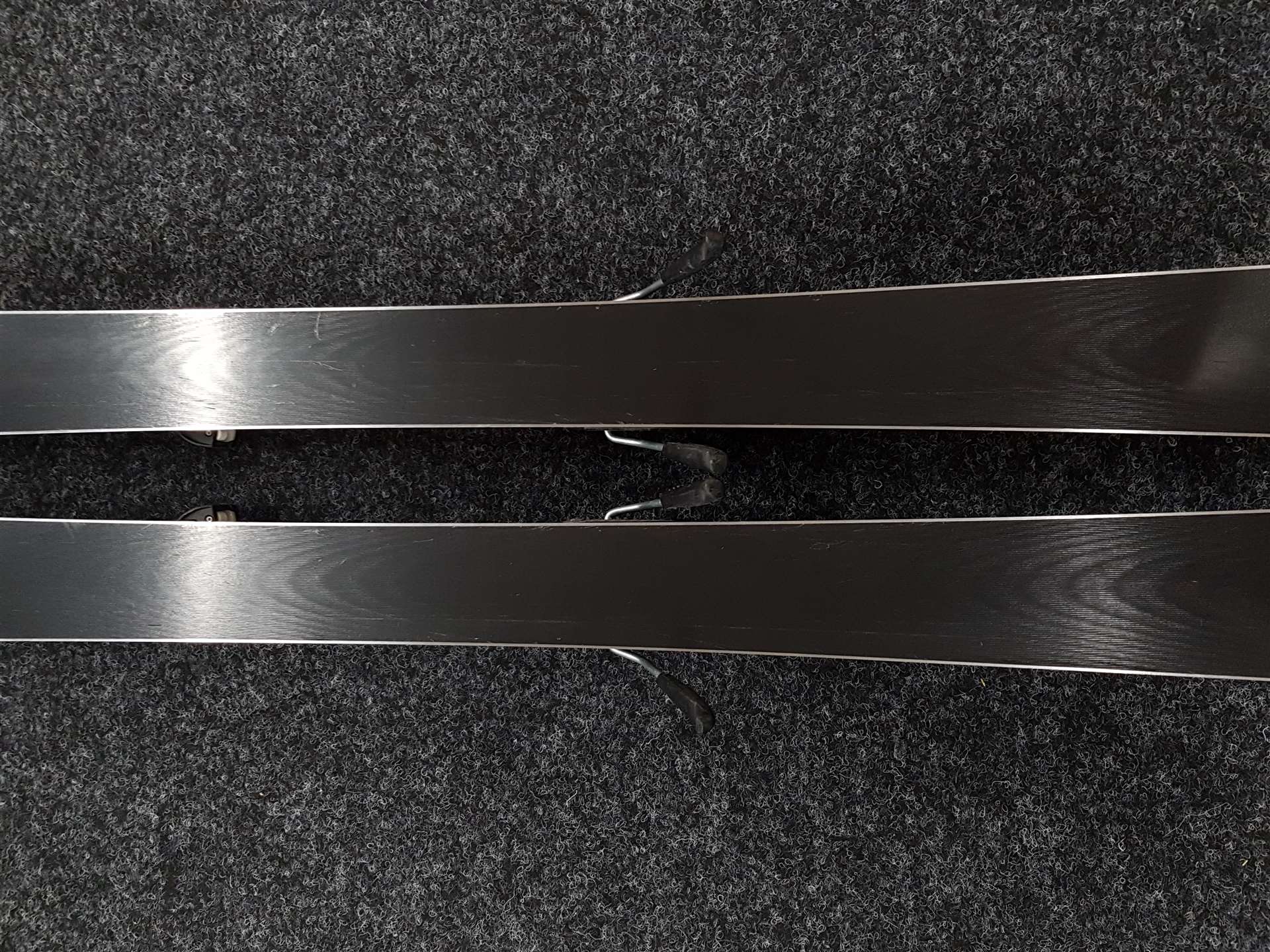 Použité lyže ELAN Exar GX + vázání Elan EL 10