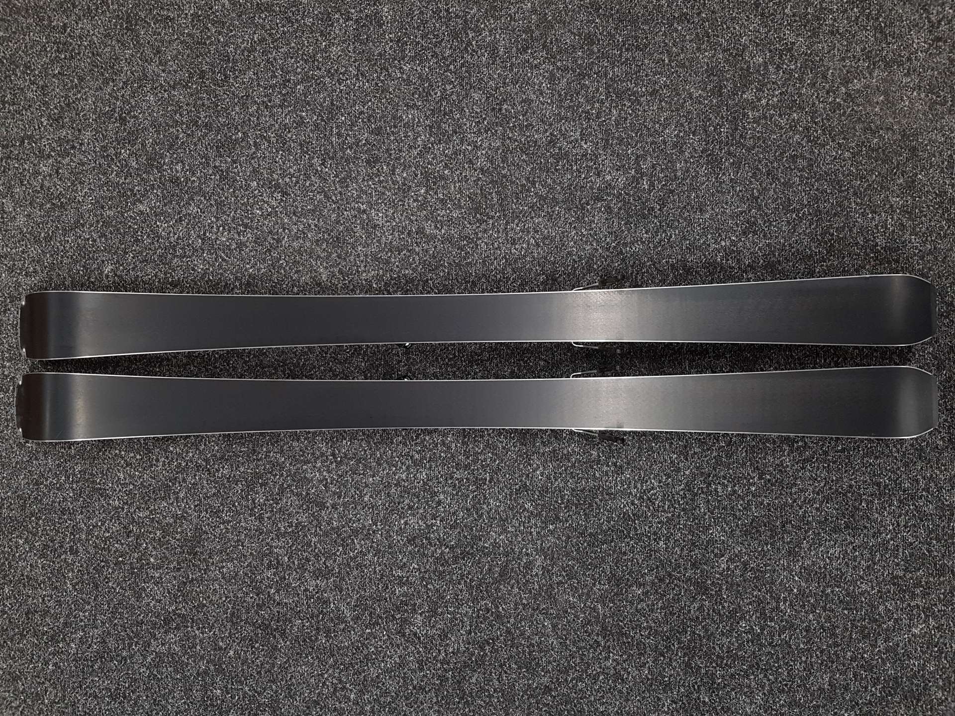 Skis Atomic Redster TR d'occasion