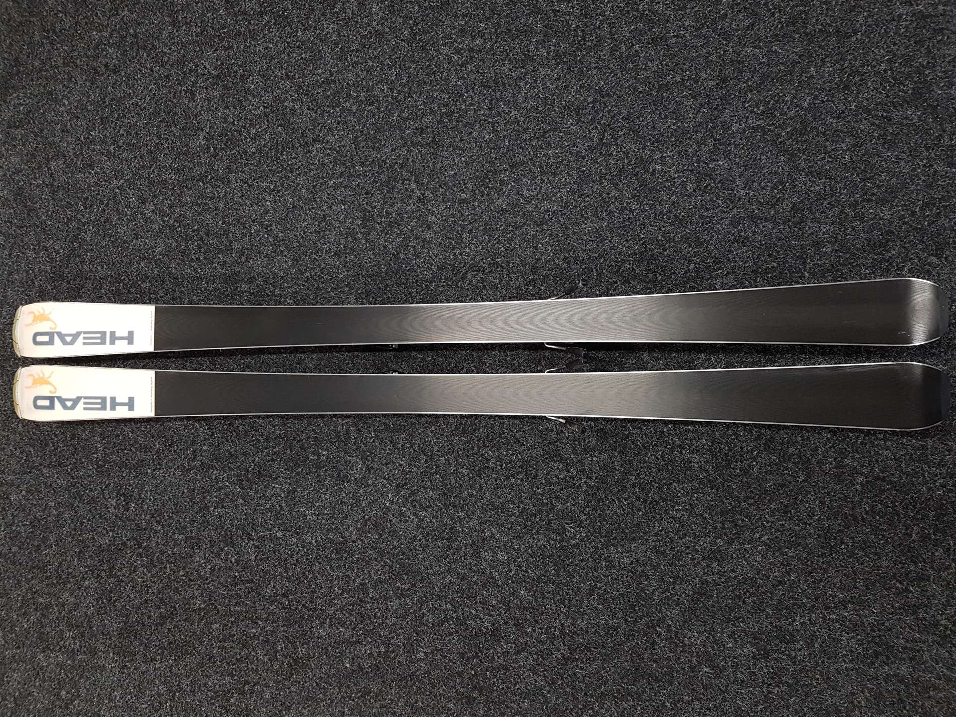 Sci HEAD X Race usati + attacchi Head RF 11