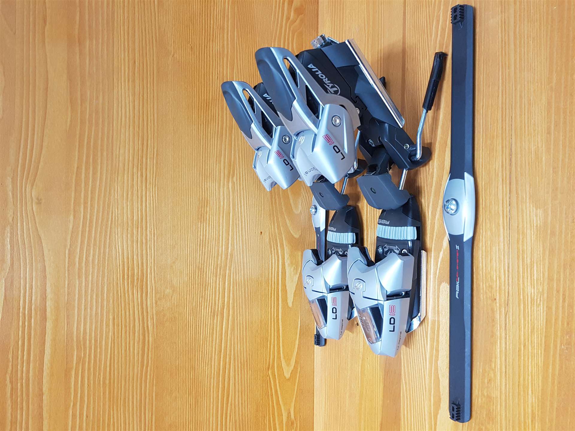 Basarbindung TYROLIA LD 12