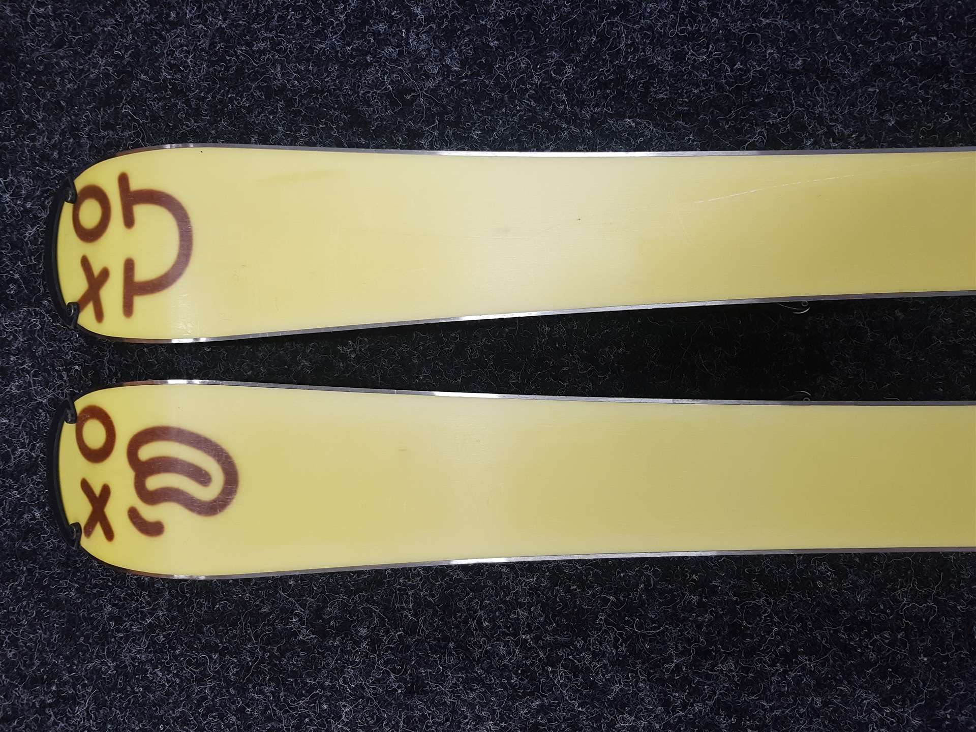 Použité detské lyže SPORTEN XOXO  + viazanie Tyrolia SLR 4,5