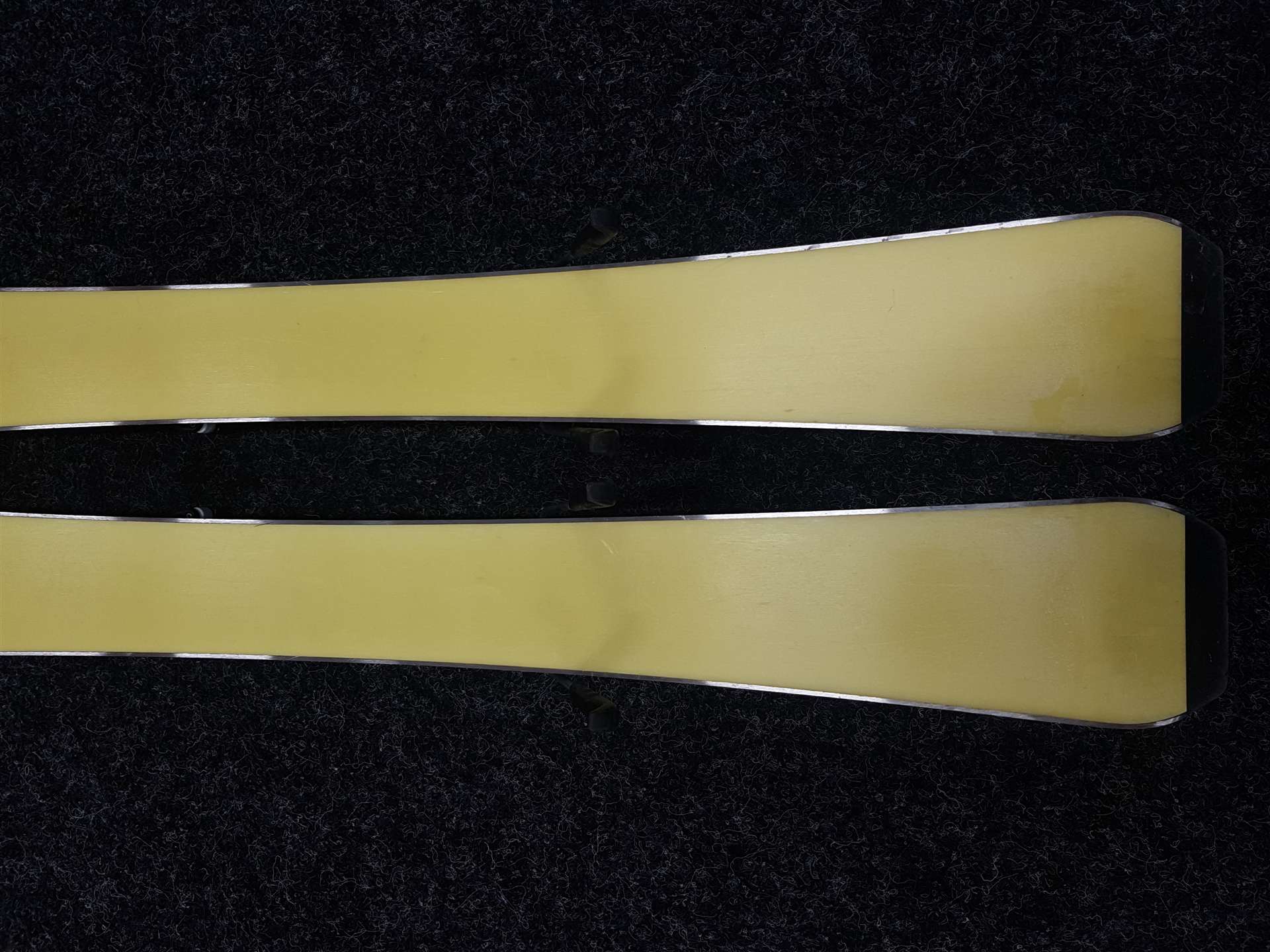 Použité detské lyže SPORTEN XOXO  + viazanie Tyrolia SLR 4,5