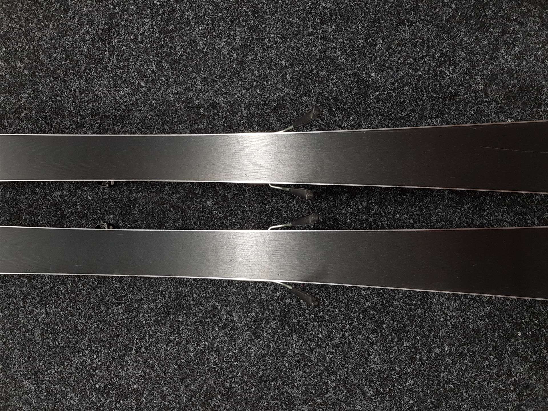 Použité lyže HEAD Supershape Team + viazanie Head Easy 7.5