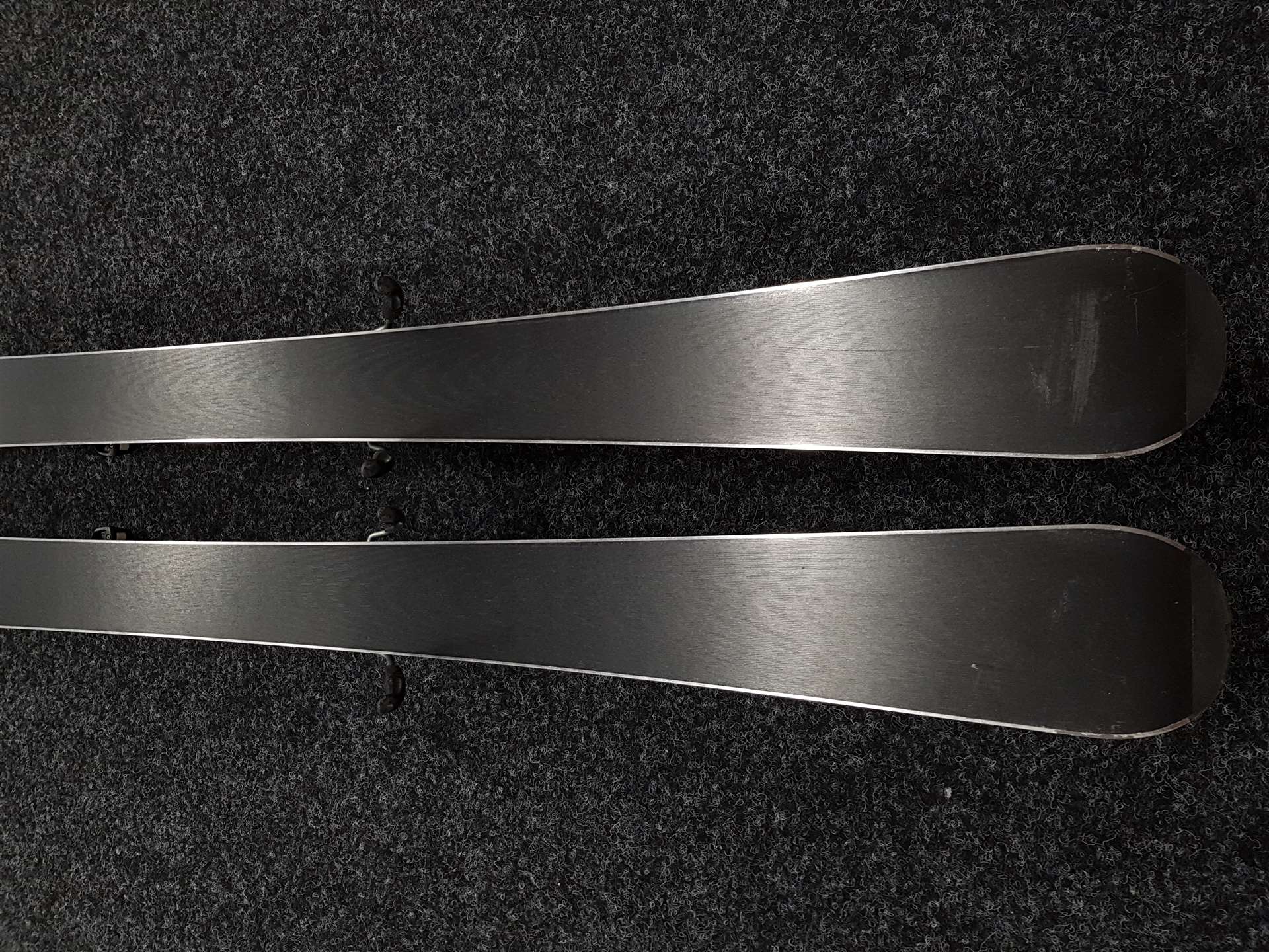 Použité lyže HEAD Supershape Team + viazanie Head Easy 7.5