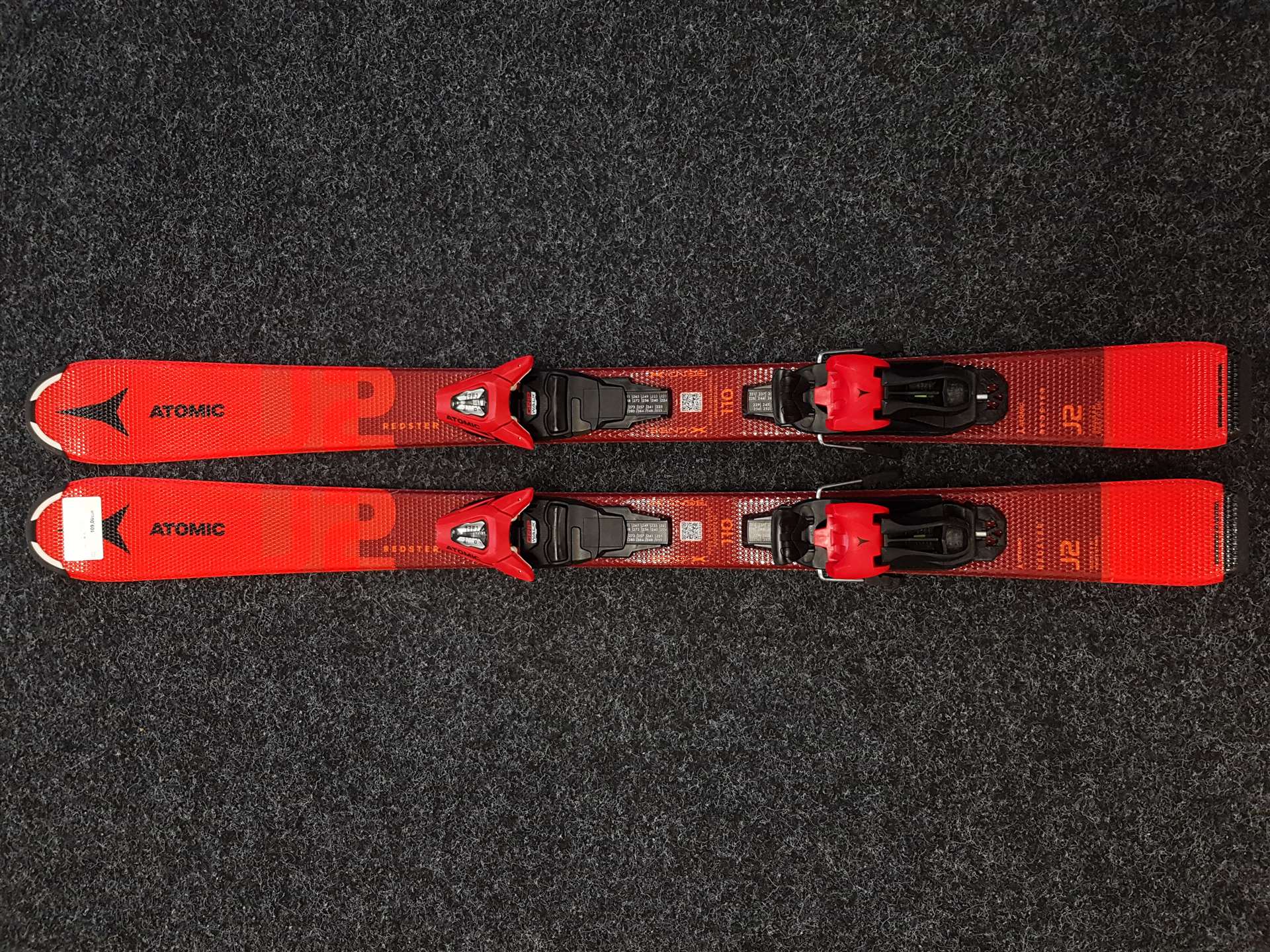Rabljene dječje skije ATOMIC Redster J2 + vezovi Atomic 5