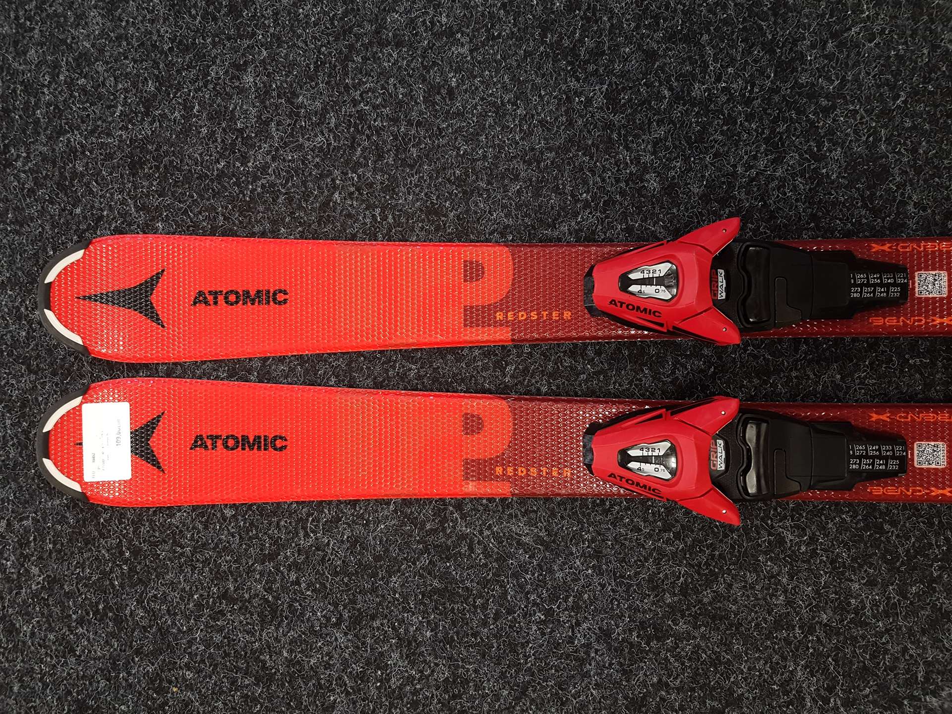 Rabljene dječje skije ATOMIC Redster J2 + vezovi Atomic 5