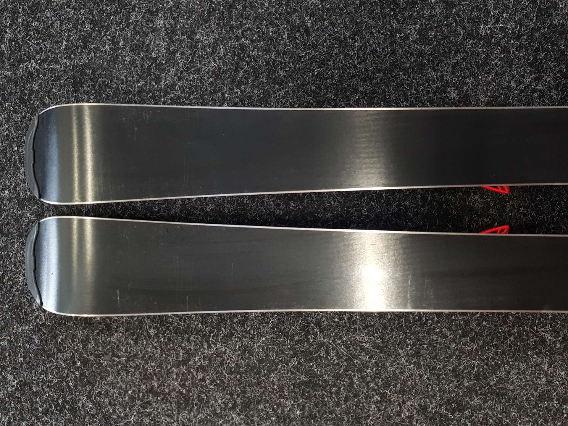 Rabljene dječje skije ATOMIC Redster J2 + vezovi Atomic 5
