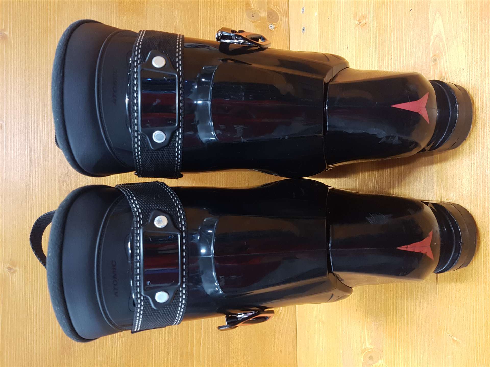 Gebrauchte ATOMIC Livefit R90 Skischuhe