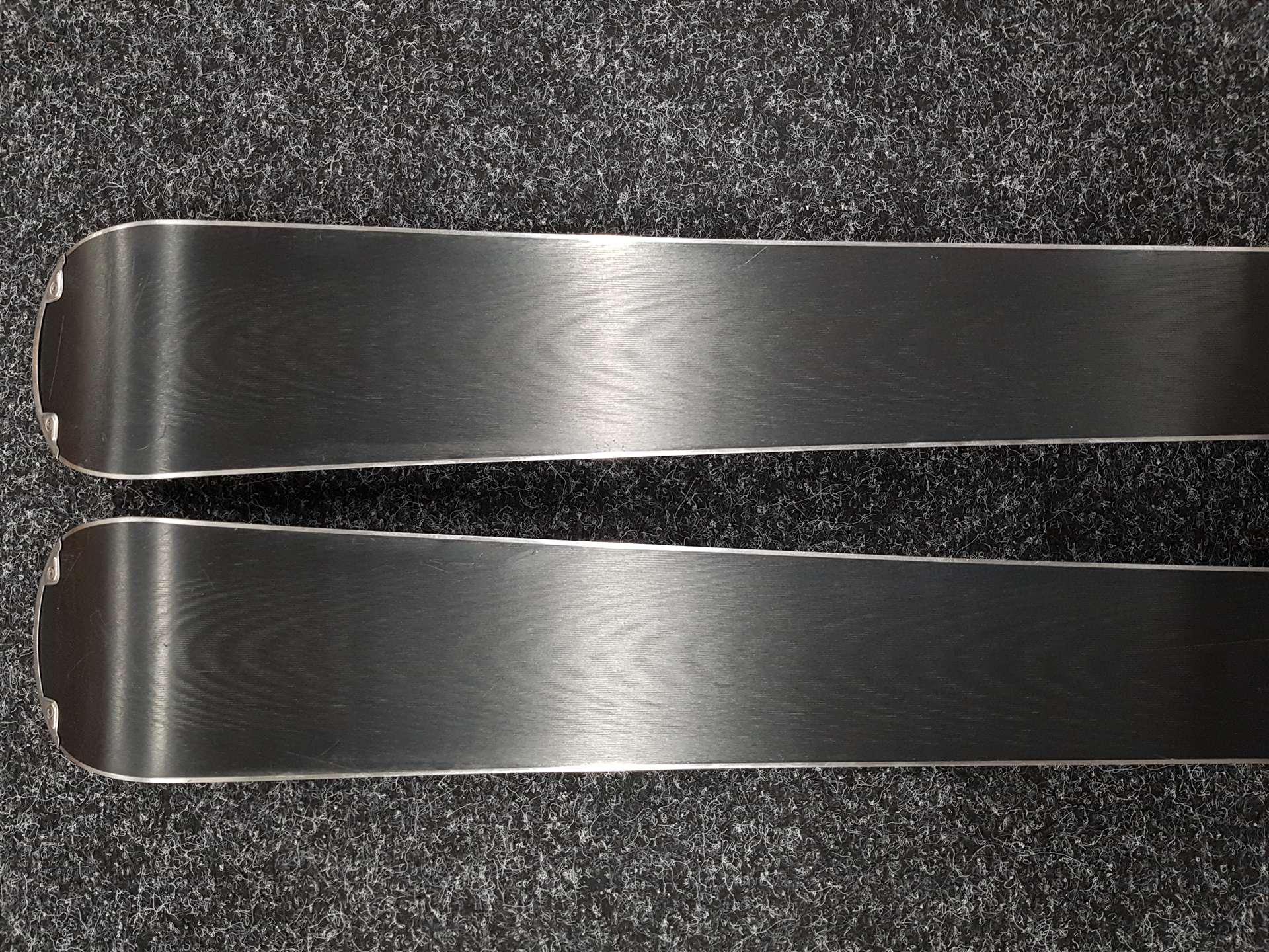 Gebrauchte ELAN Element Ski + Elan EL10 Bindungen