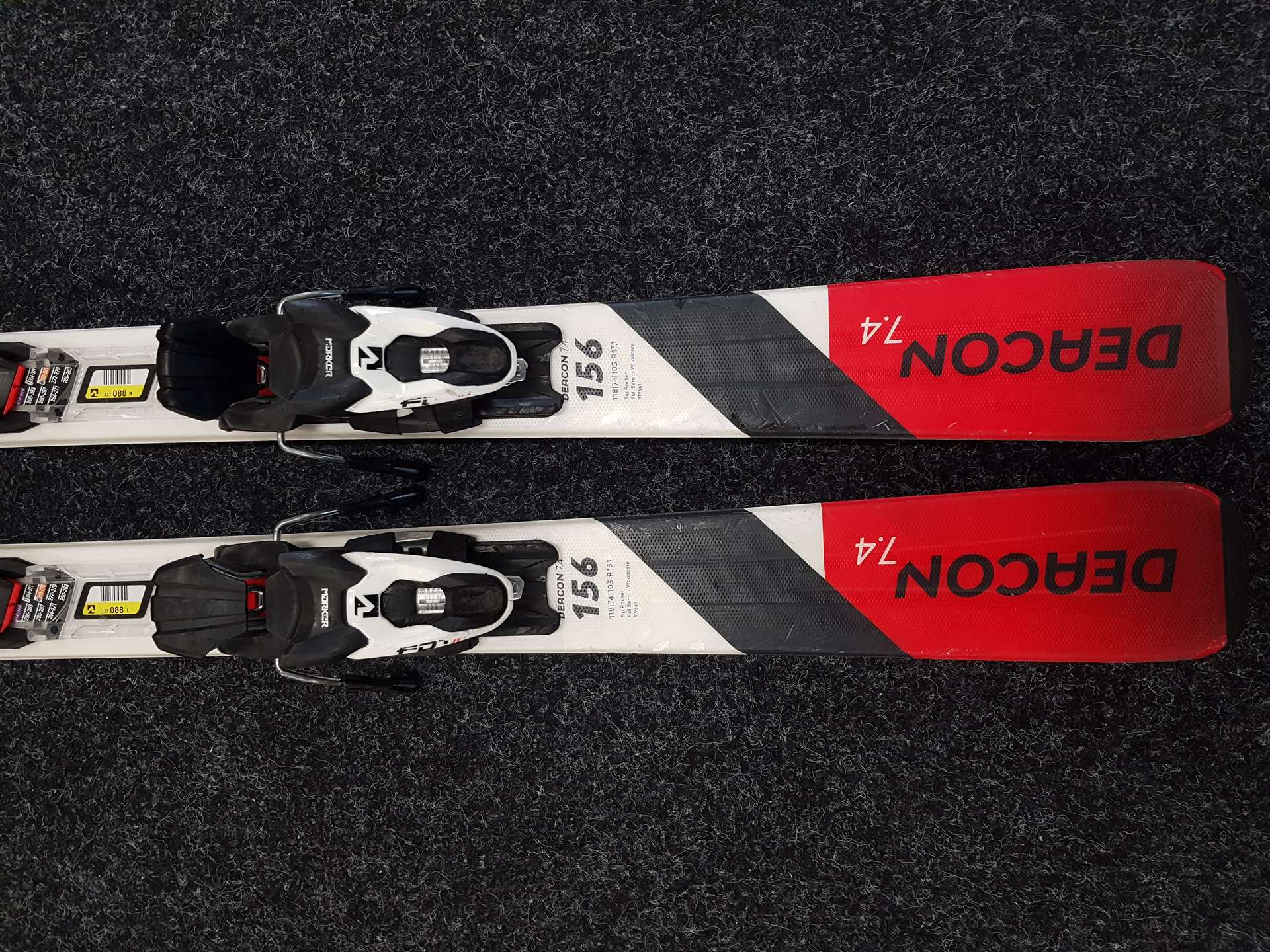 Sci usati VOLKL DEACON 7.4 + attacchi Marker FDT 10