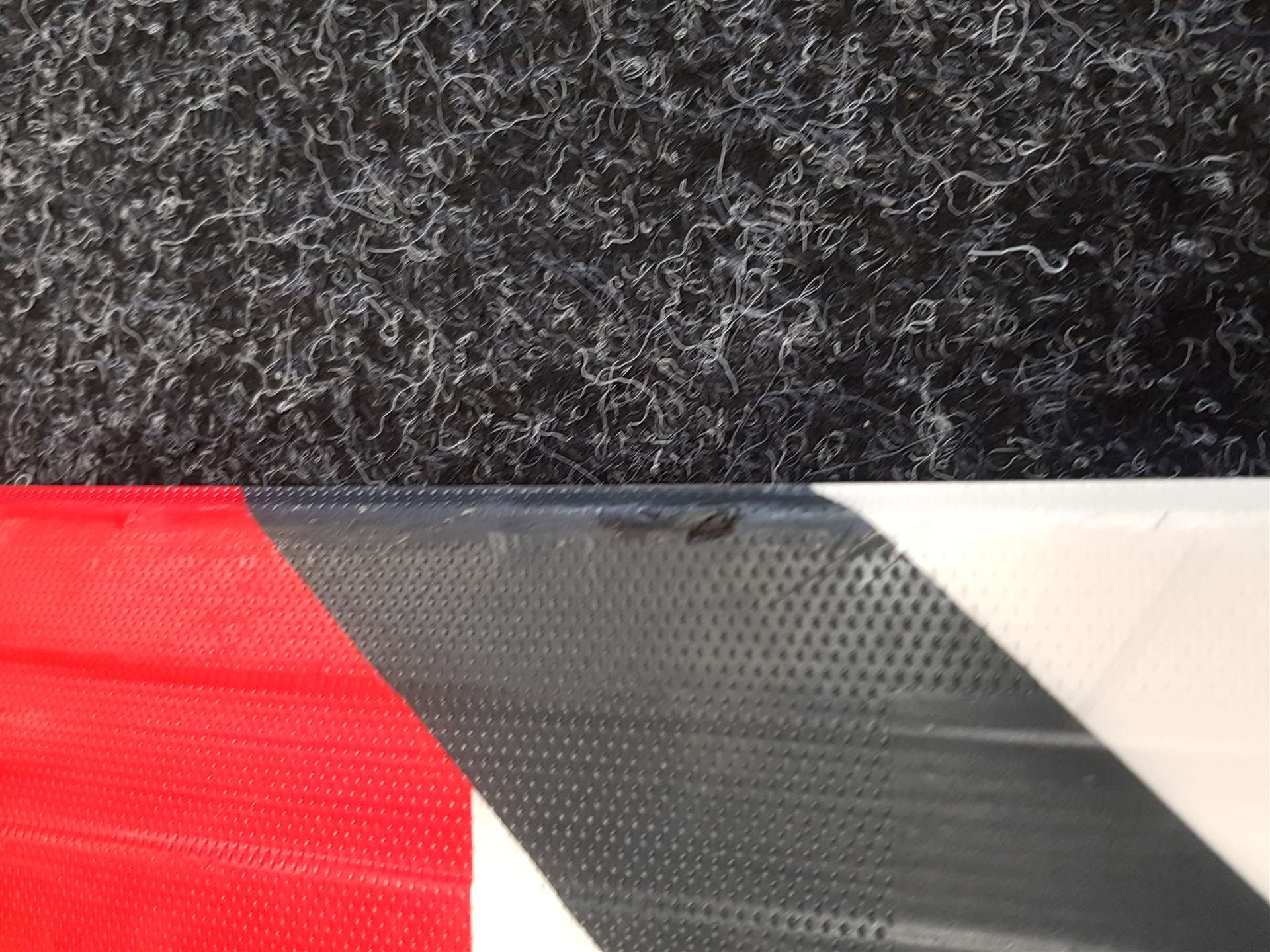 Sci usati VOLKL DEACON 7.4 + attacchi Marker FDT 10