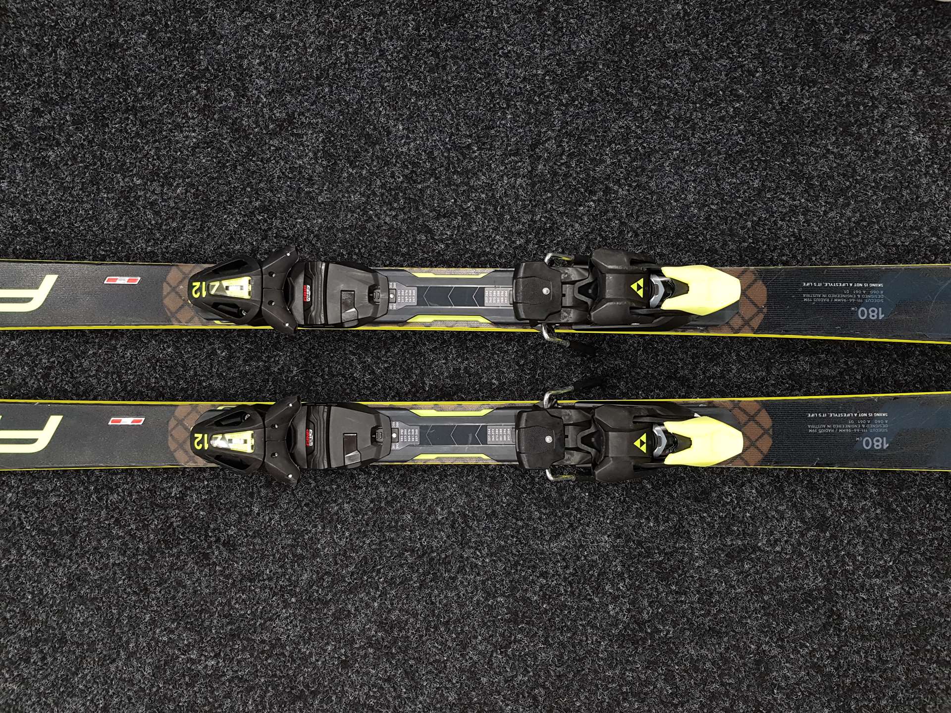 Použité lyže FISCHER RC4 SC + viazanie Fischer Z12