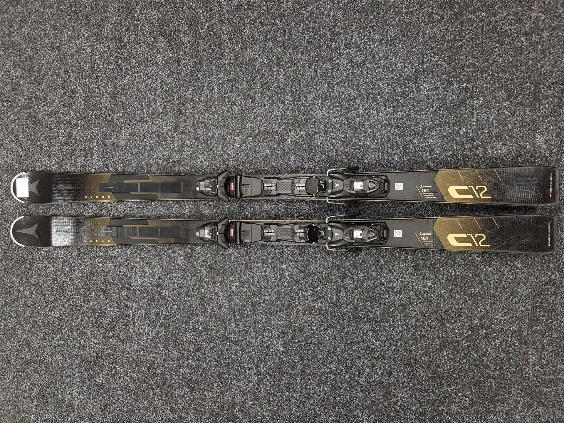Skis ATOMIC Cloud C12 d'occasion + fixations Atomic 10
