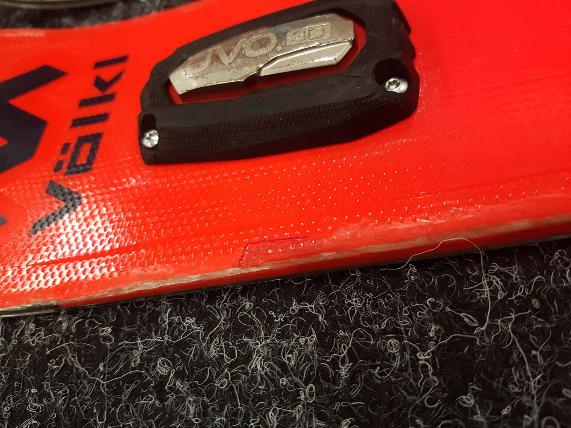 Gebrauchte VOLKL Racetiger RC Ski + Marker Motion 12.0 Bindungen