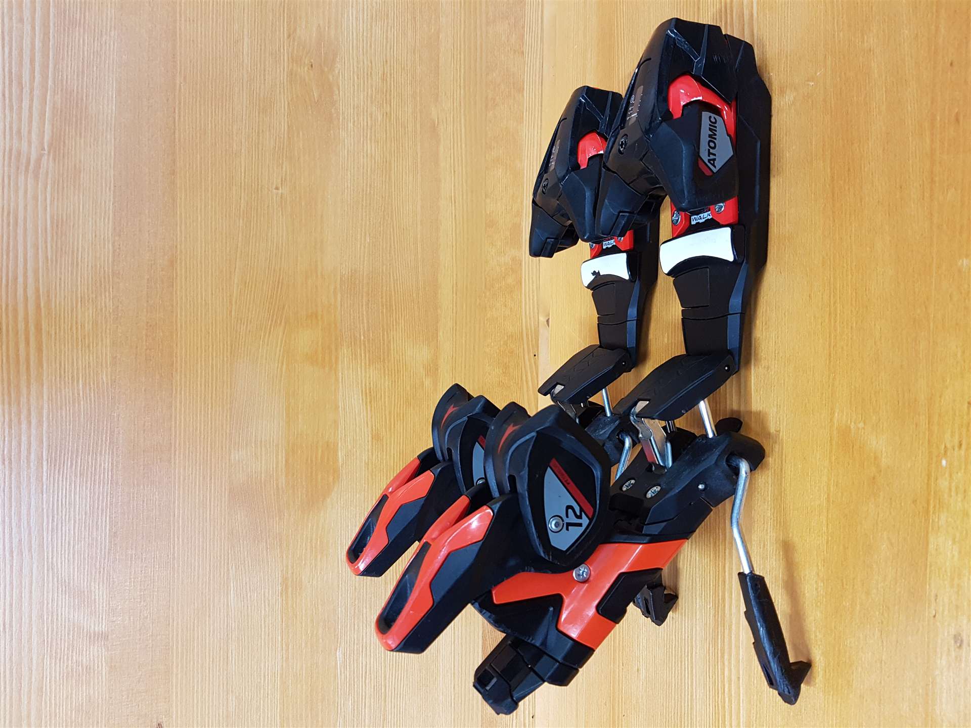 Použité viazanie Atomic FT12 (DIN 12)