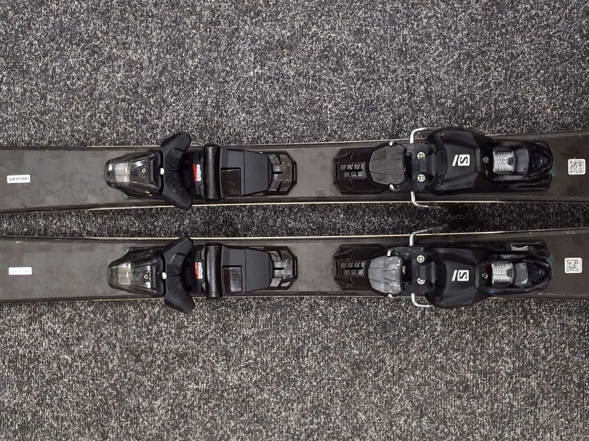 Esquís usados SALOMON FORCE FIVE