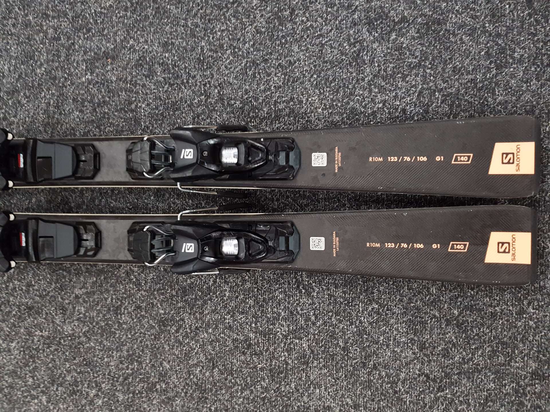 Esquís usados SALOMON FORCE FIVE