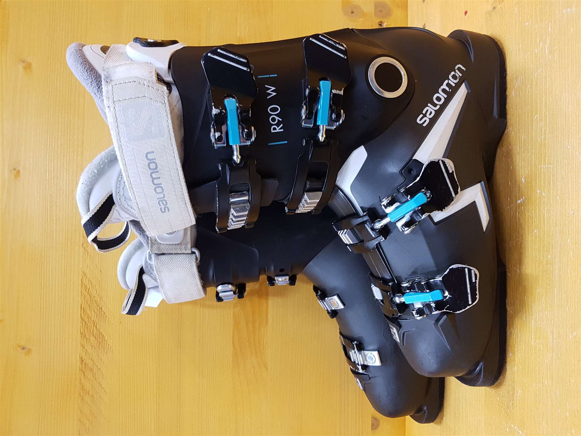 Używane buty narciarskie Salomon S/PRO 90W