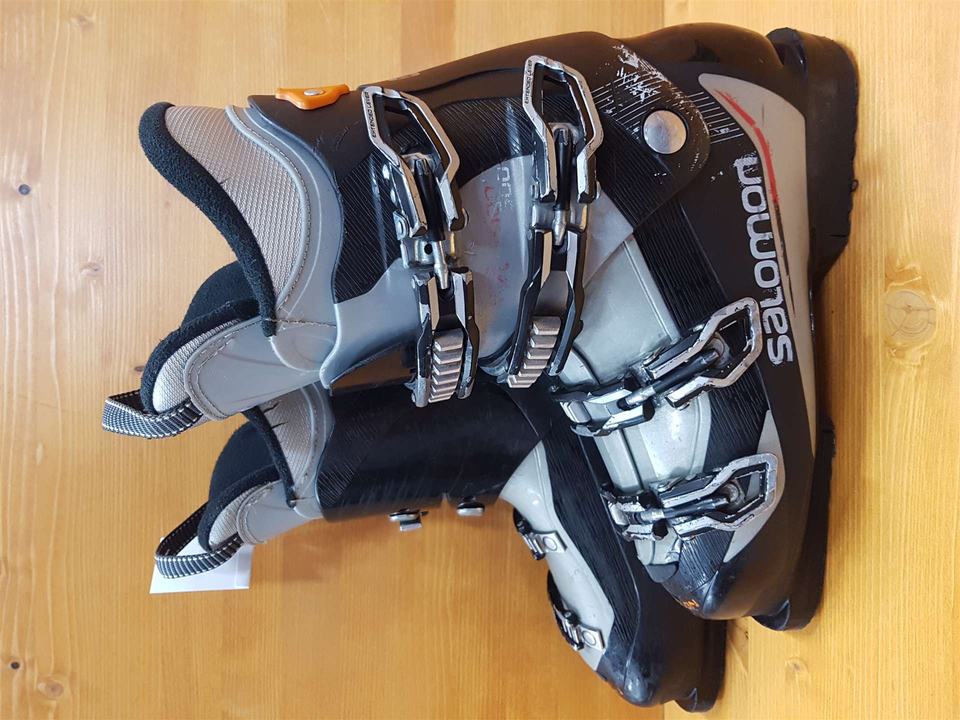 Clăpari de schi SALOMON Mission 500 folosiți