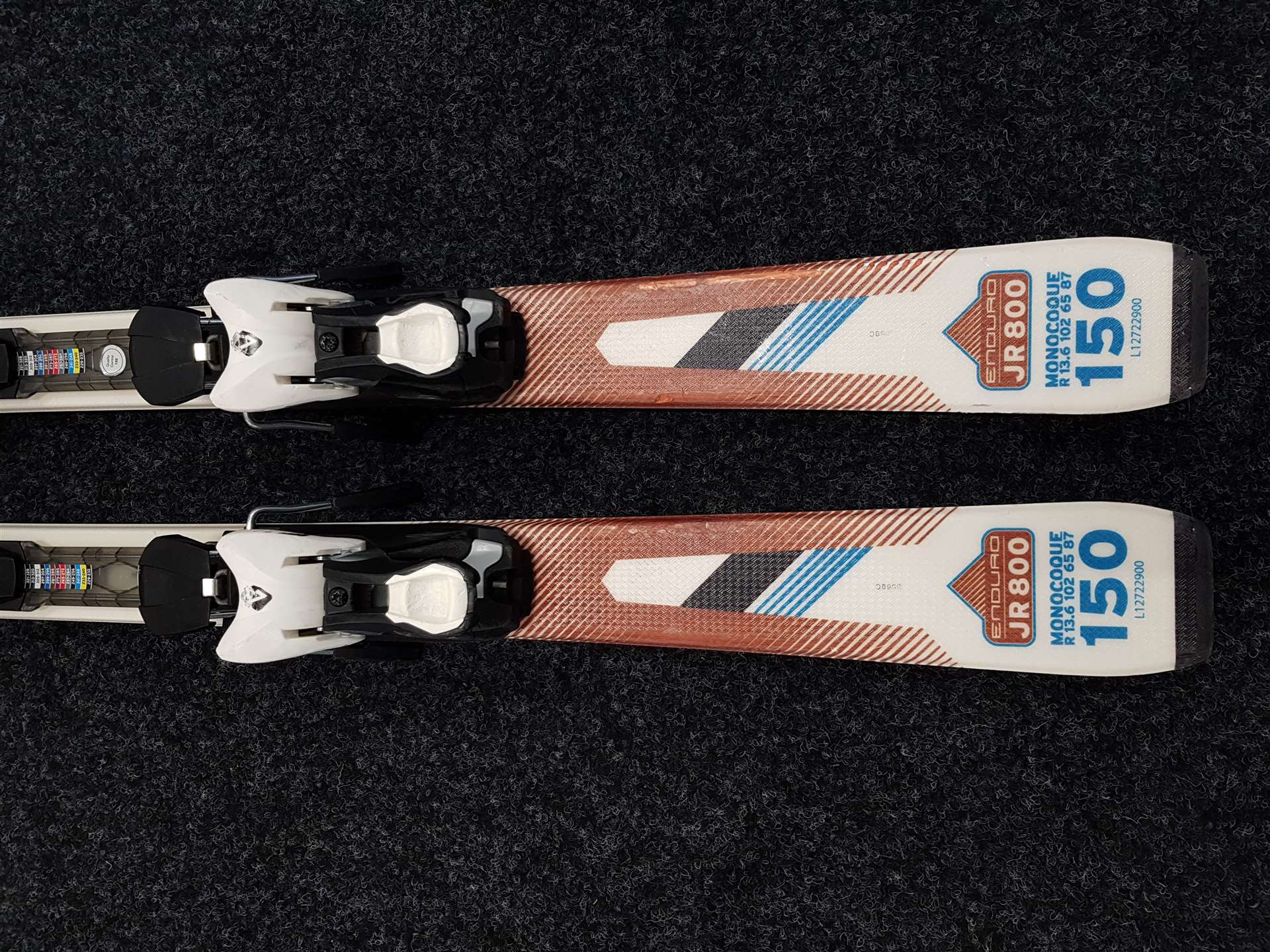 Używane narty SALOMON Enduro JR 800 + wiązania Salomon L 7